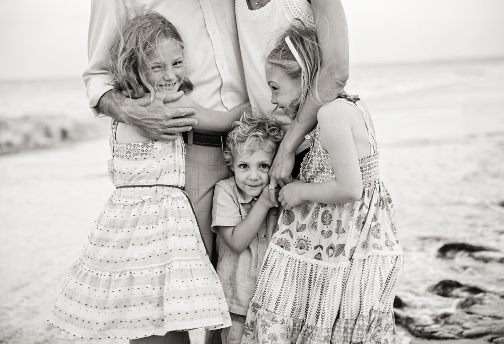 Black and white photo of family in Nags Head NC
